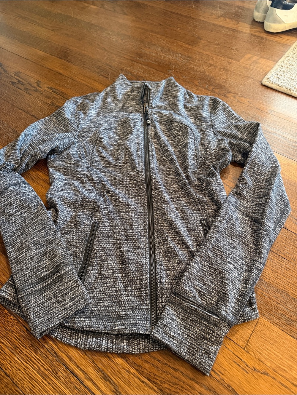 Women’s Heathered Lululemon Black Zip-Up Jacket